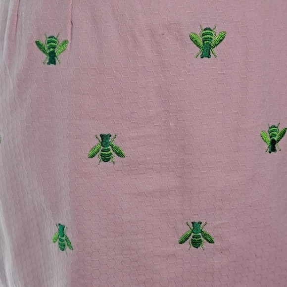 Lilly Pulitzer Size 2 Pink Skirt with Green Bee Embroidery - Picture 2 of 9